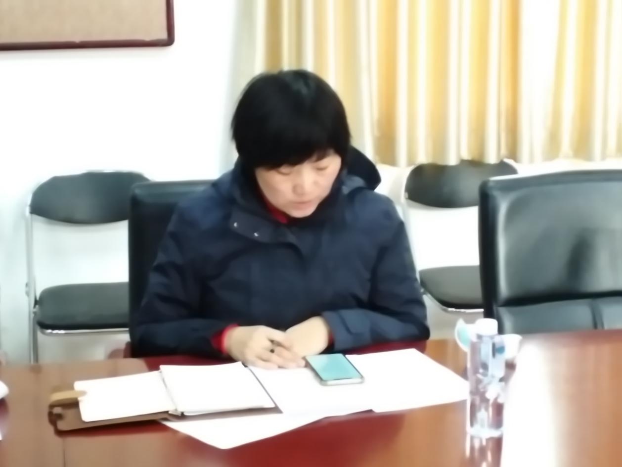 美少女
第三党支部书记翟曼月.png